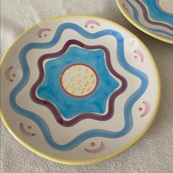 Vintage (2) Italian pottery plates - Picture 3 of 6